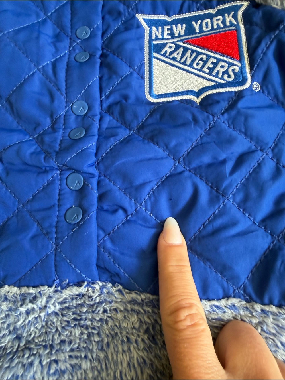 New York Rangers NHL Hockey Cozy 1/4 Button Pullover Fleece Sweatshirt Sherpa - Picture 6 of 15